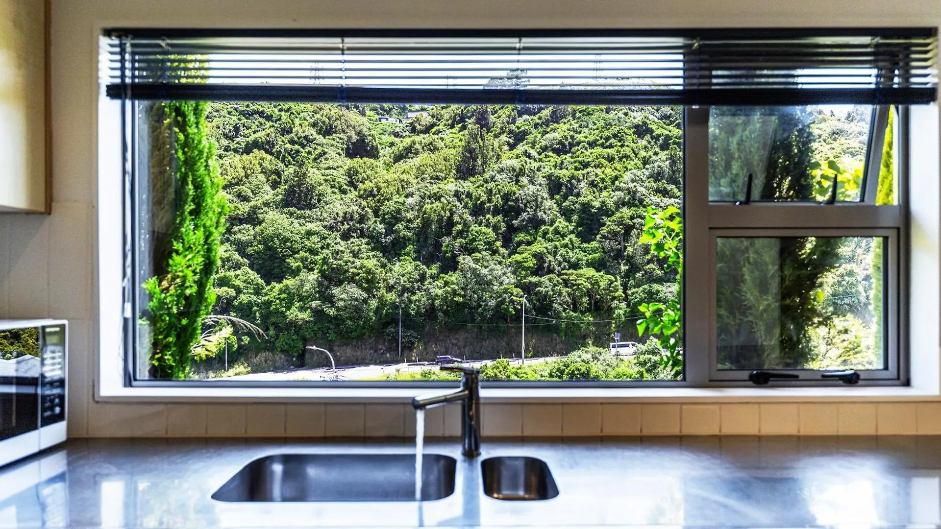 Vakantiehuis Villa Sebastian - Large Modern Home Wellington